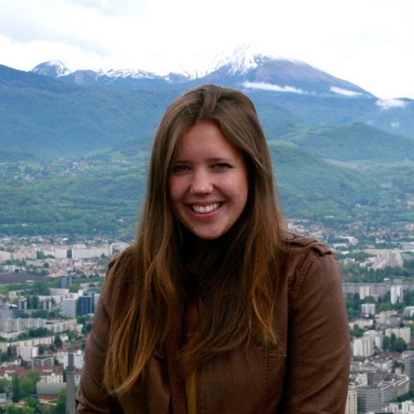 Meet your Posher, Monica - Picture 1 of 1